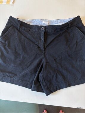 crown & ivy Black Women's Chino Shorts